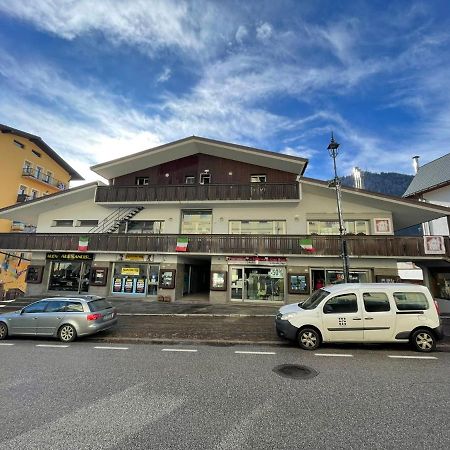 Hotel Tarvis エクステリア 写真