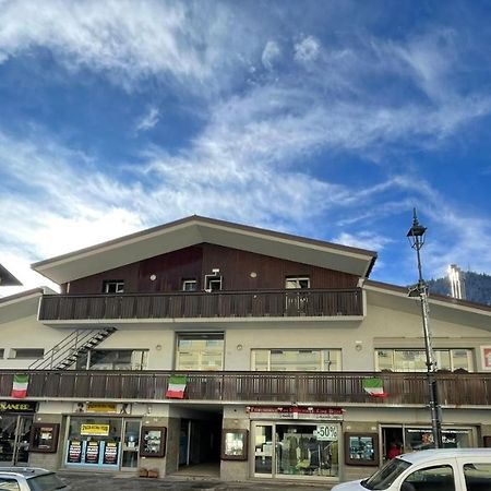 Hotel Tarvis エクステリア 写真